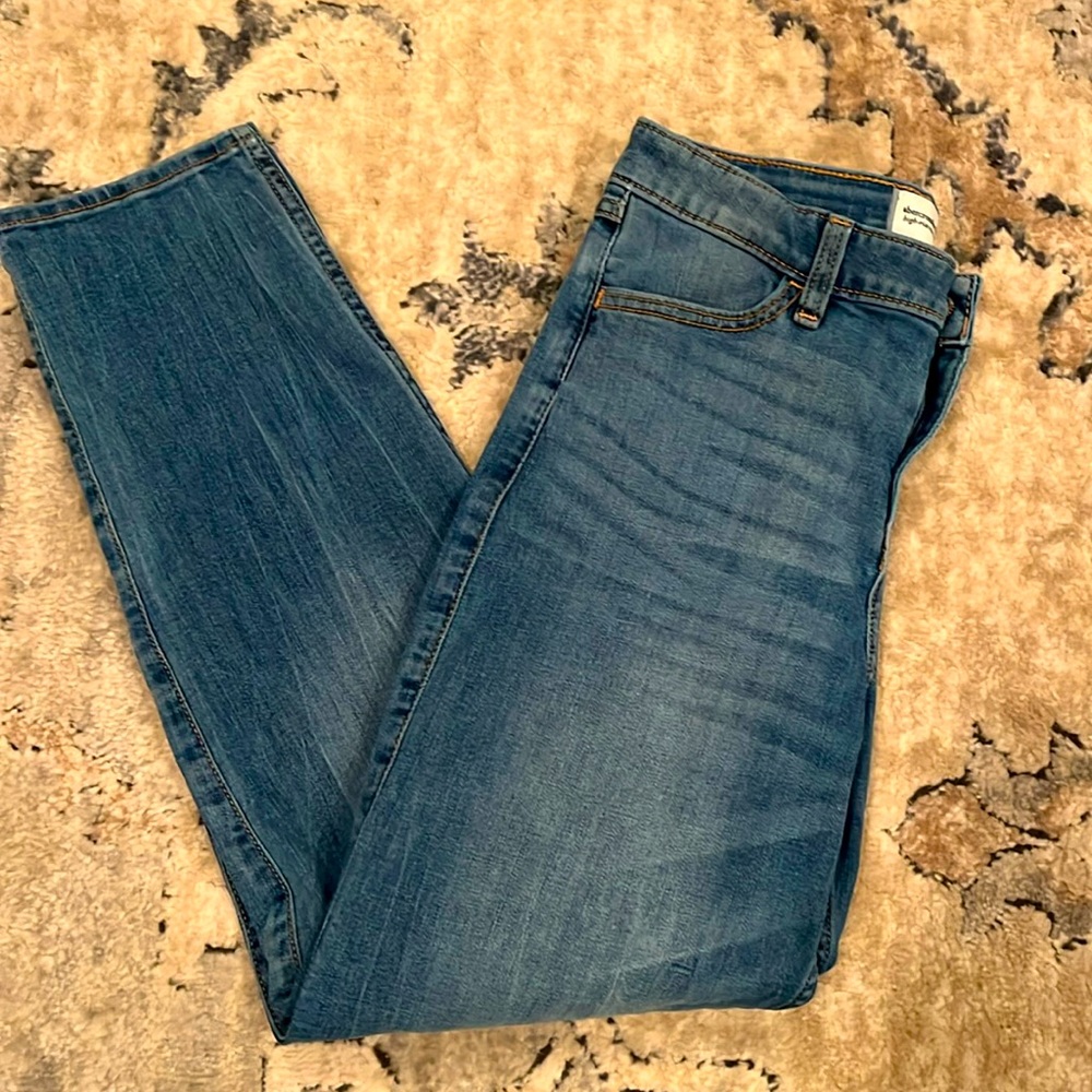 Girl’s Abercrombie High Rise Mini Mom Jeans